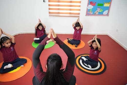 An active whole-brain lesson at American Lyceum Muscat